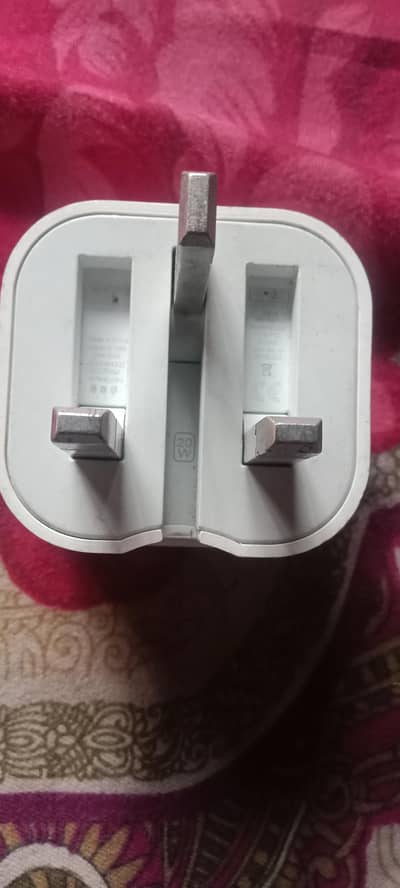 iphone original c-type adapter and data cable