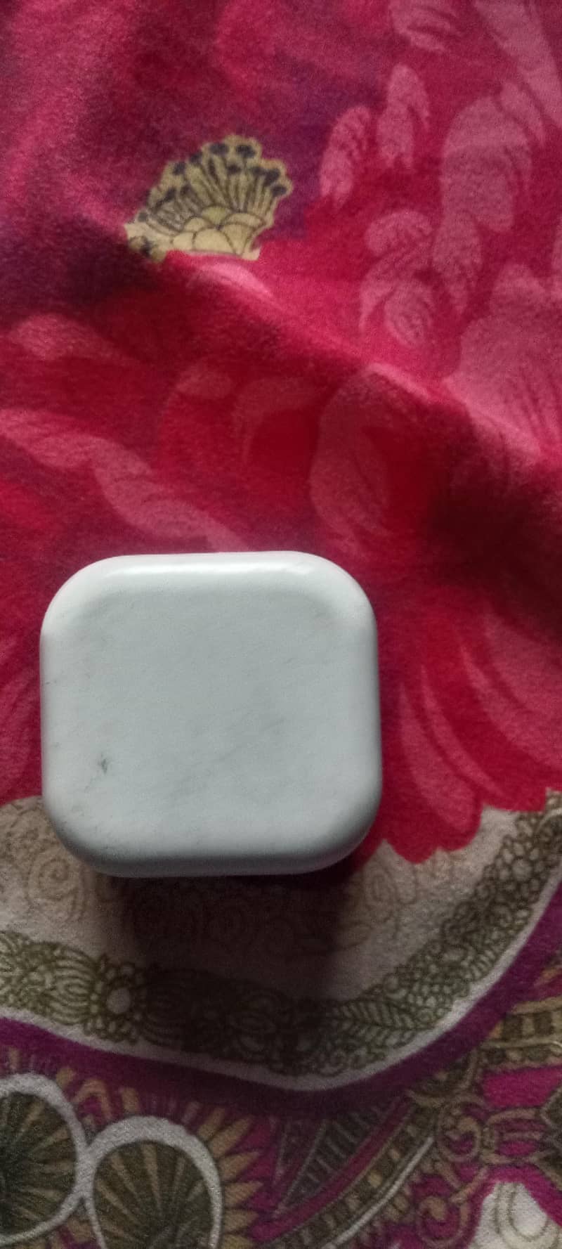 iphone original c-type adapter and data cable 3