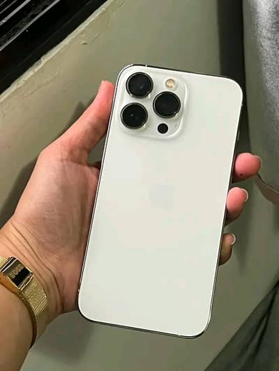 Apple iPhone 13 Pro