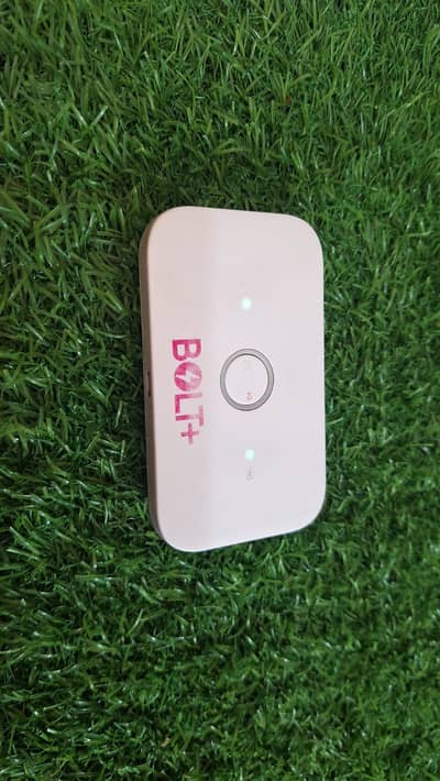 ZONG BOLT+ E5573 — Portable 4G WiFi Device