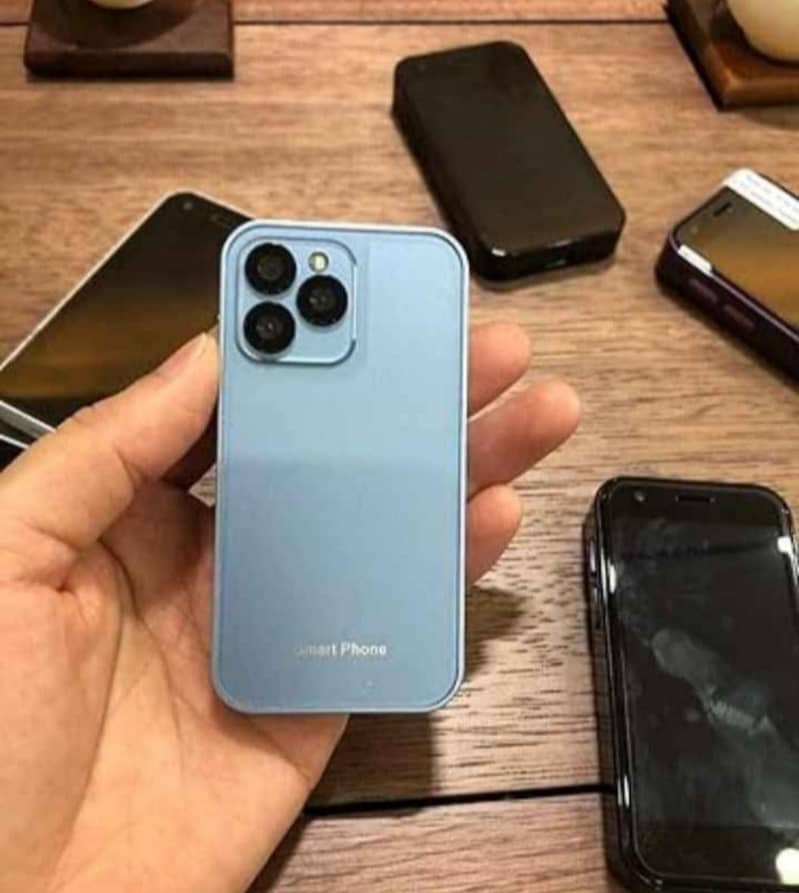 Apple iPhone 13 mini 3