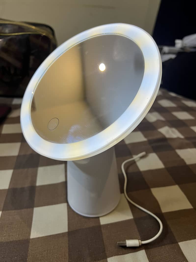 Light mirror 4