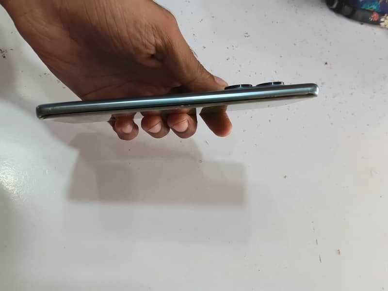 Xiaomi Redmi Note 14 Pro 4