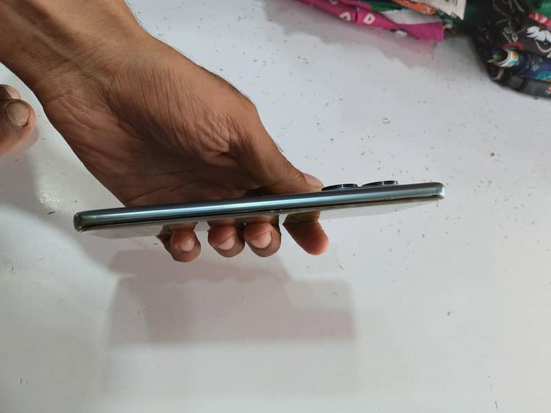 Xiaomi Redmi Note 14 Pro 5