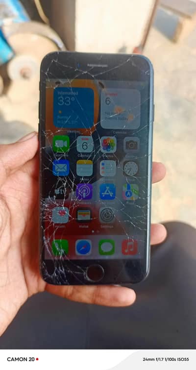 Apple iPhone 7