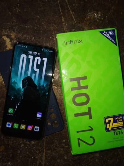 Infinix Hot 12