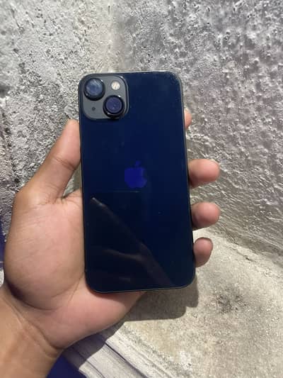 Apple iPhone 13