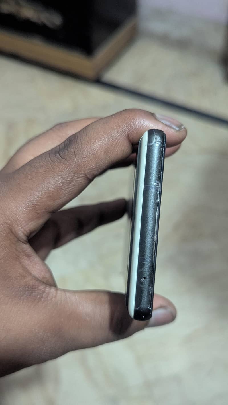 Google Pixel 6a 1