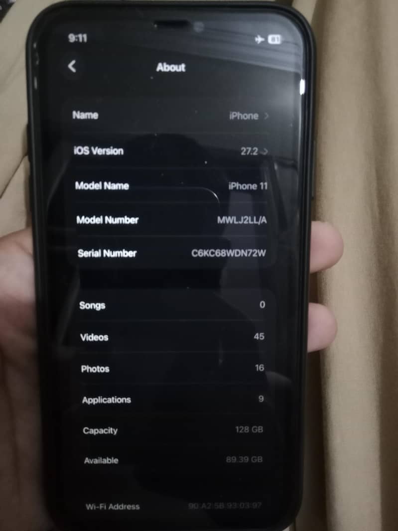 Apple iPhone 11 3