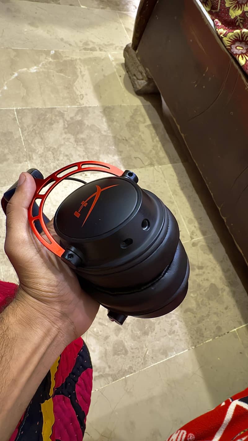 hyper x Alpha gaming headset 2