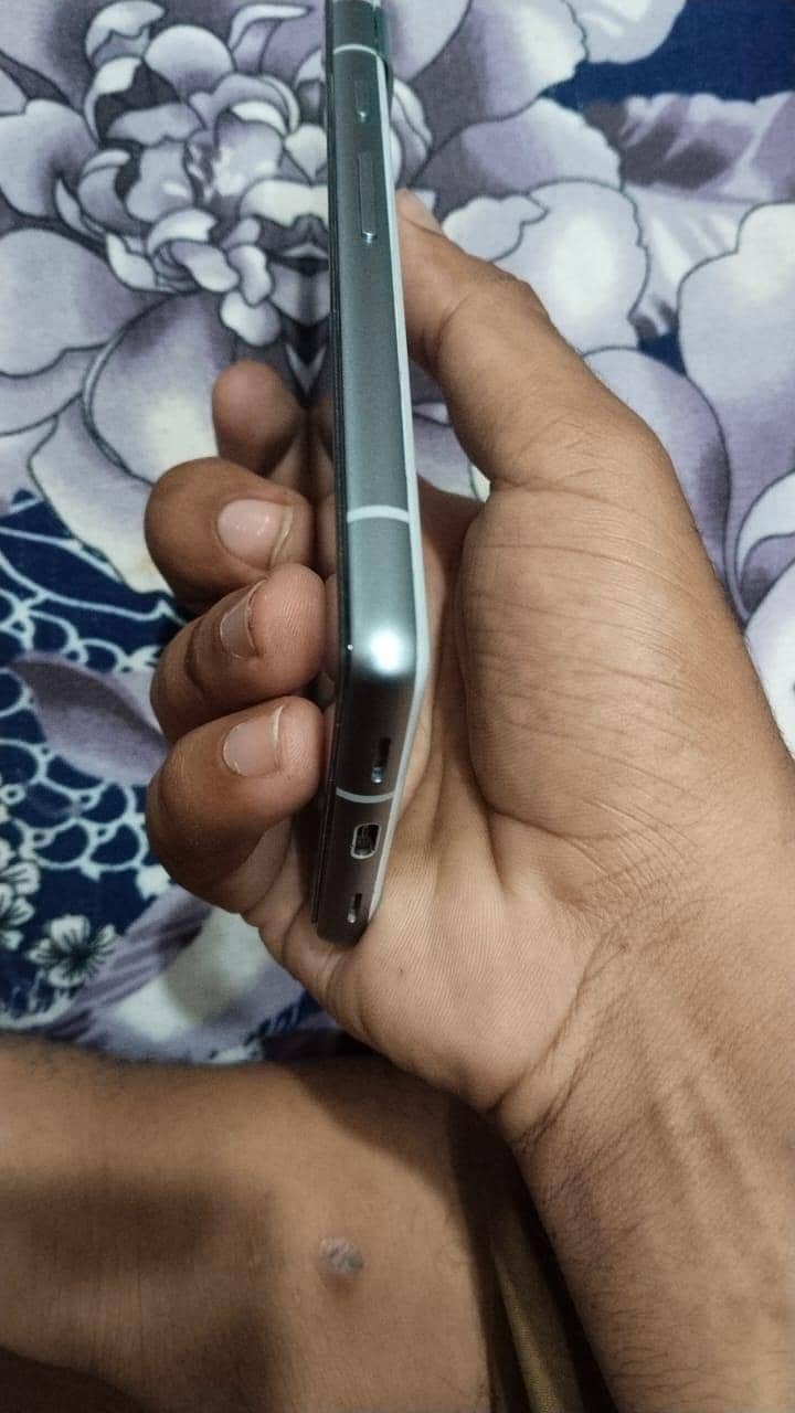 Google Pixel 7a 1