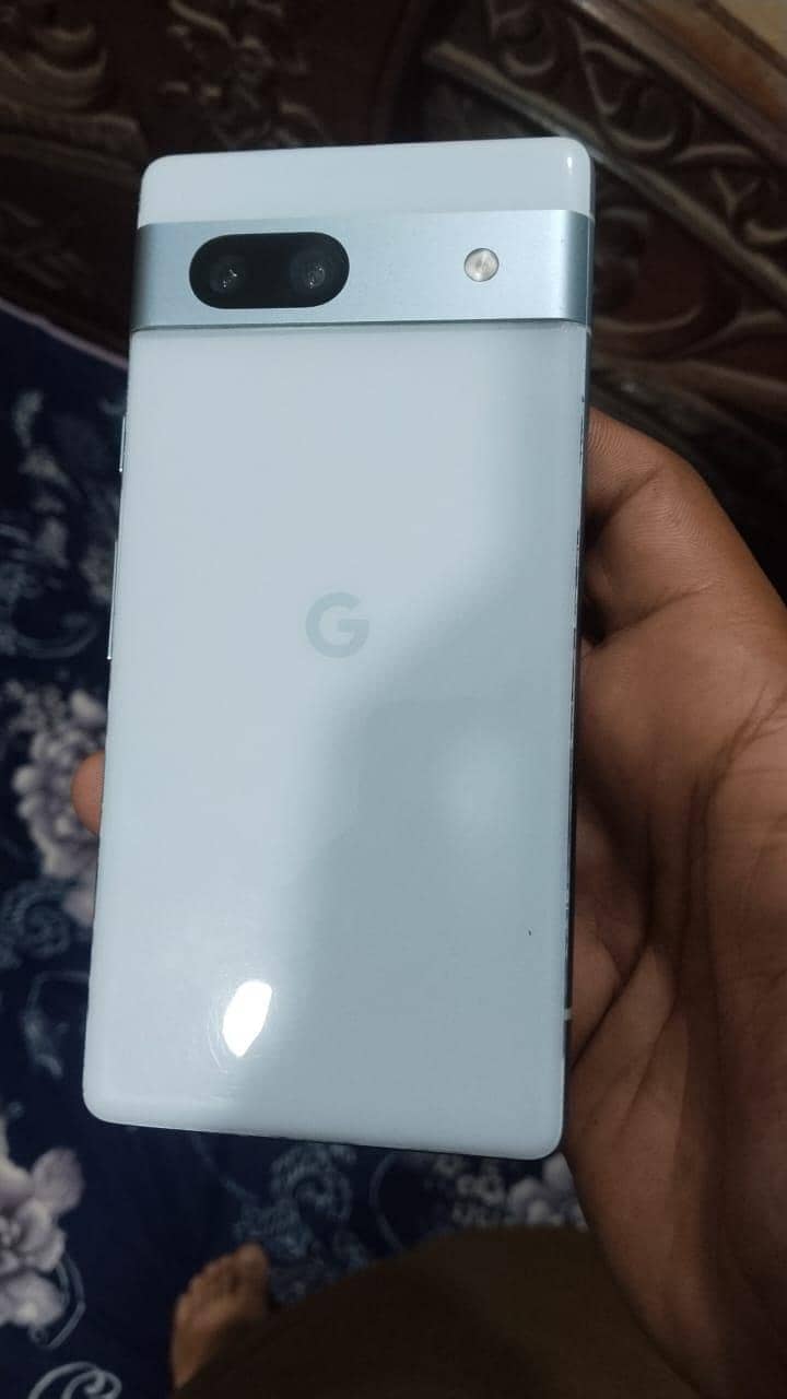 Google Pixel 7a 2
