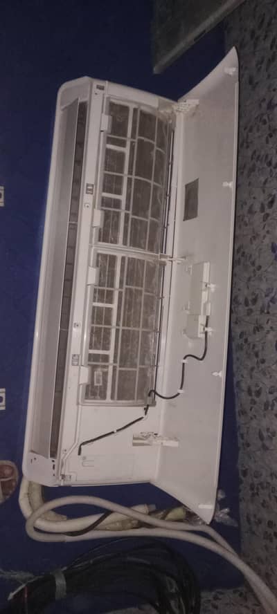 Dawlance Ac urgent for sale full chill cooling