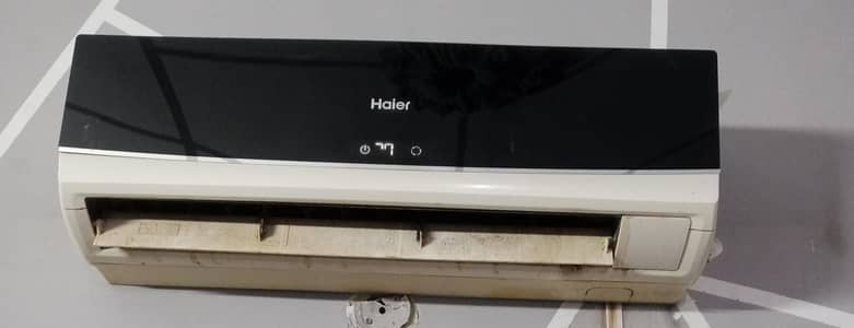 1 Ton AC in Used Good Condition