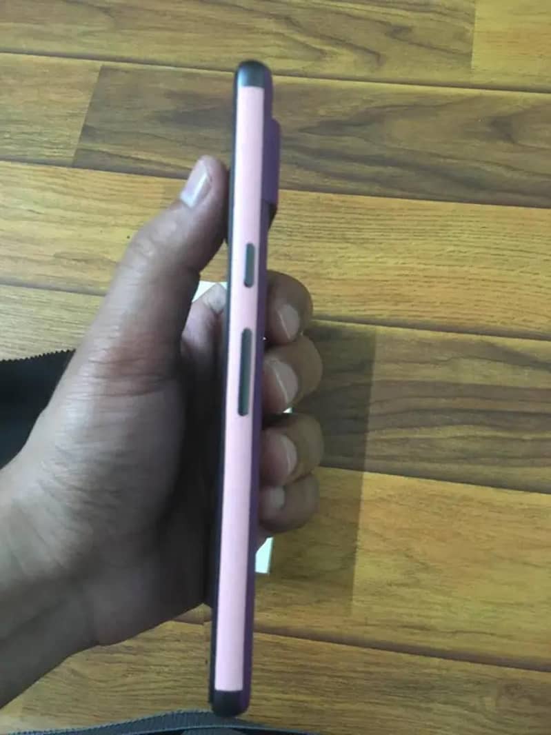Google Pixel 7 (New) Box Opened 5