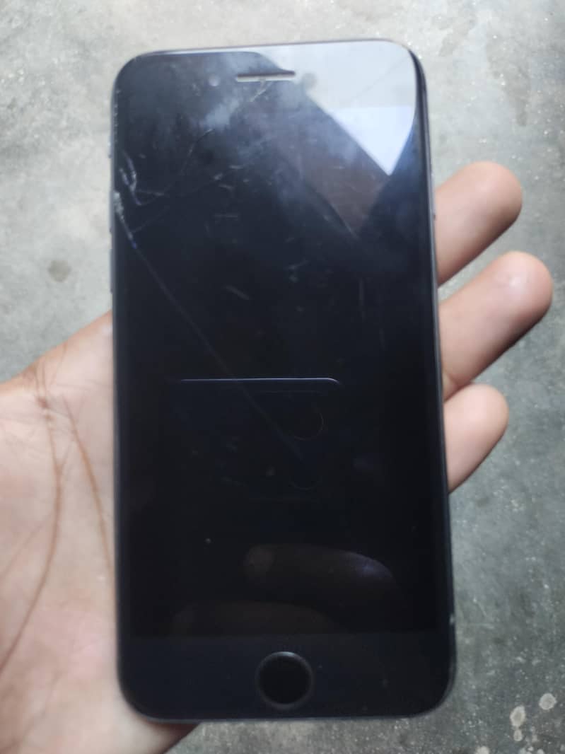 Apple iPhone 8 1