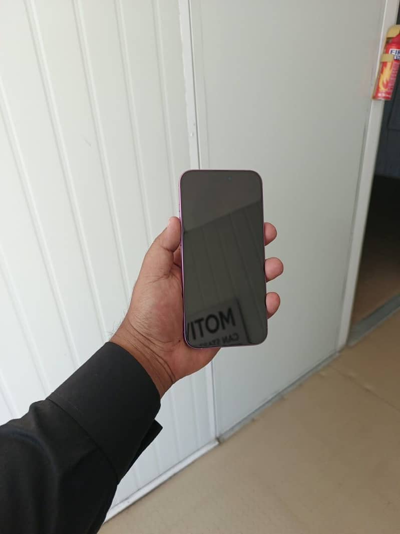Apple iPhone 16 Plus 5