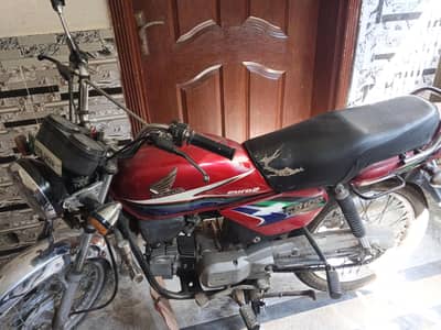 Honda CD 100