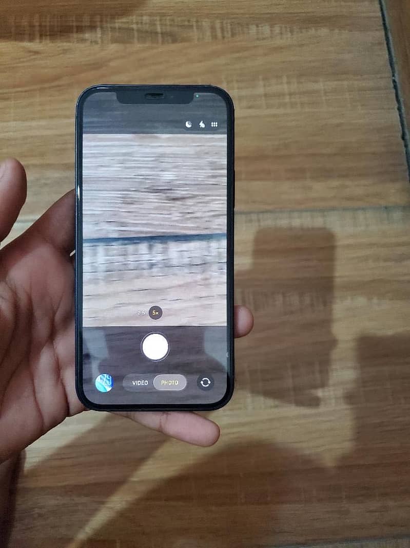 Apple iPhone 12 6