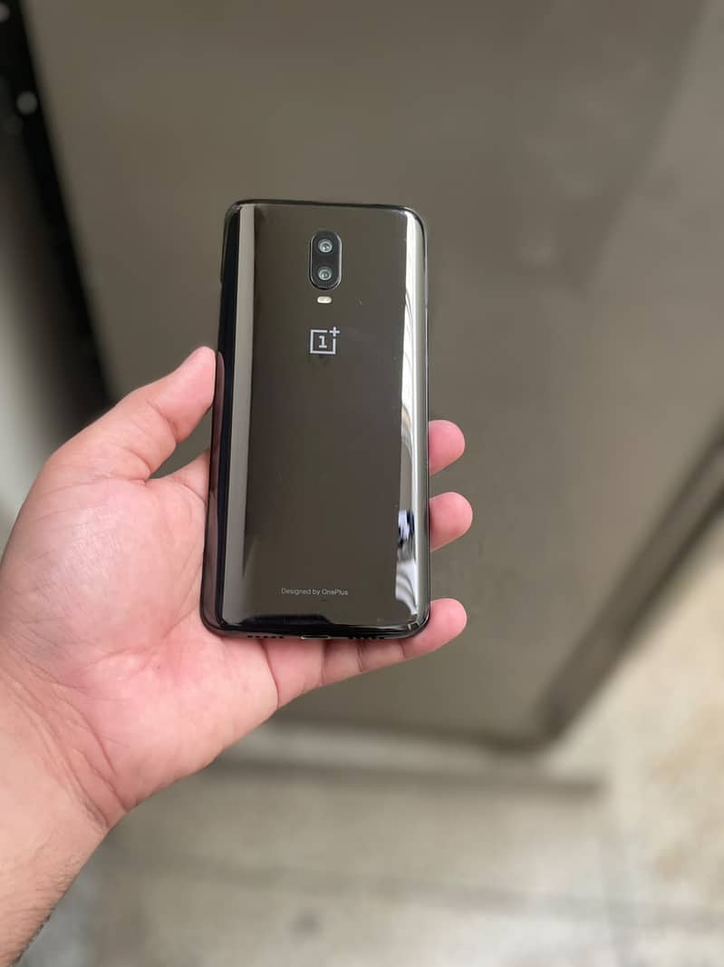 One Plus 6T 1
