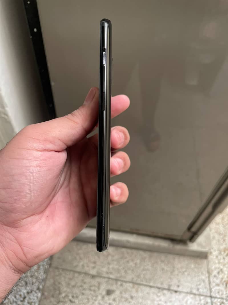 One Plus 6T 3