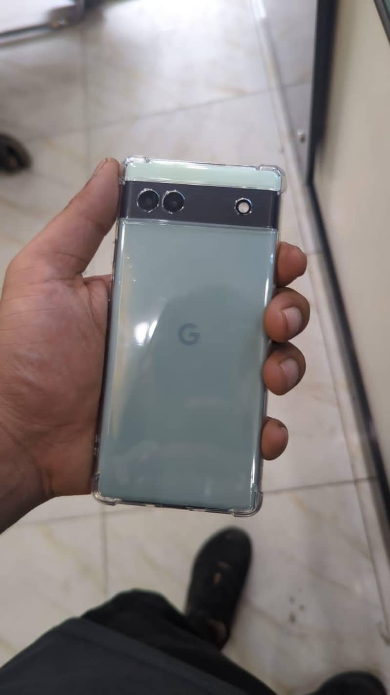 Google Pixel 6a 1