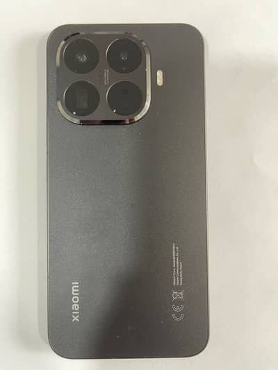 Xiaomi 15T Pro Used Condition (Warranty Expires on 13.10. 2026)