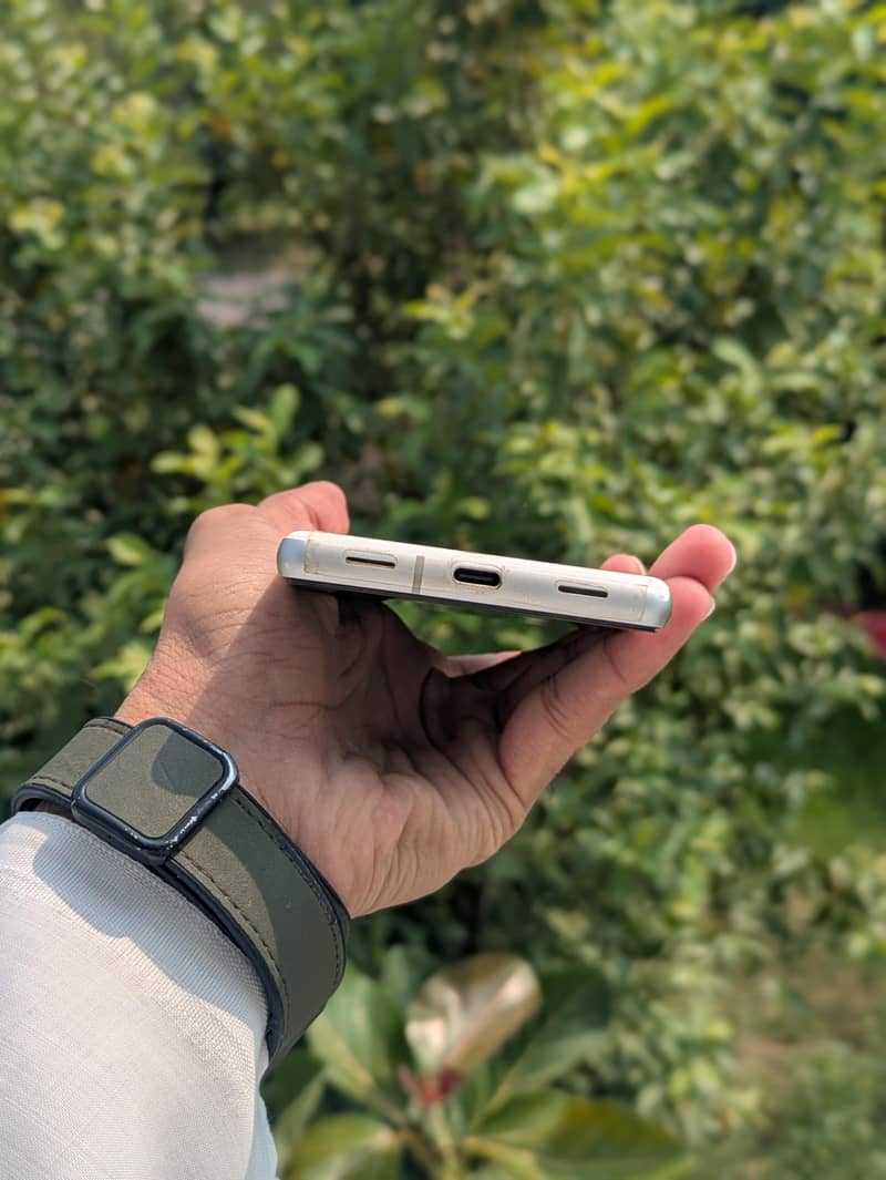 Mobile 4