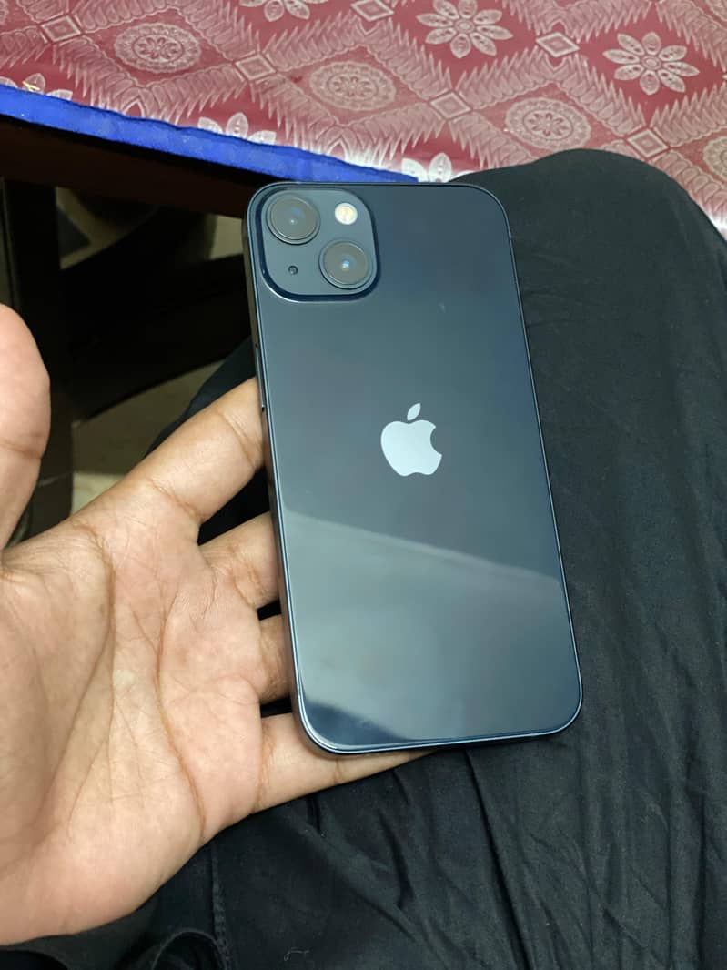 Apple iPhone 13 2