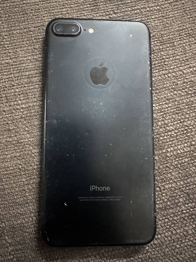Apple iPhone 7 Plus 1