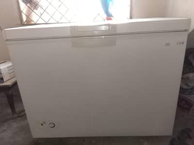 refrigerator for sal