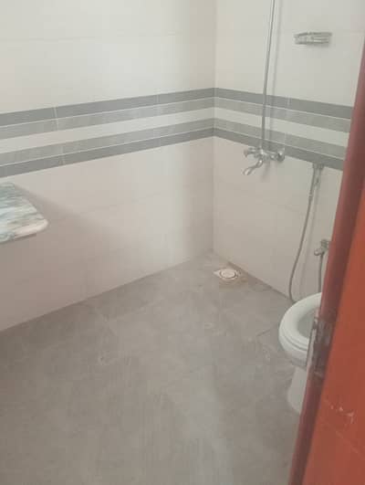 10marla 6beds DD TV lounge kitchen attached baths neat clean full house available for rent in G 13 2 islamabad