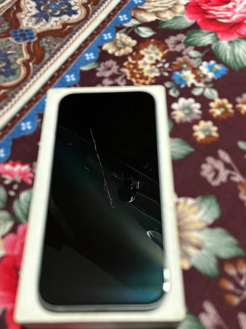 Apple iPhone 15 5