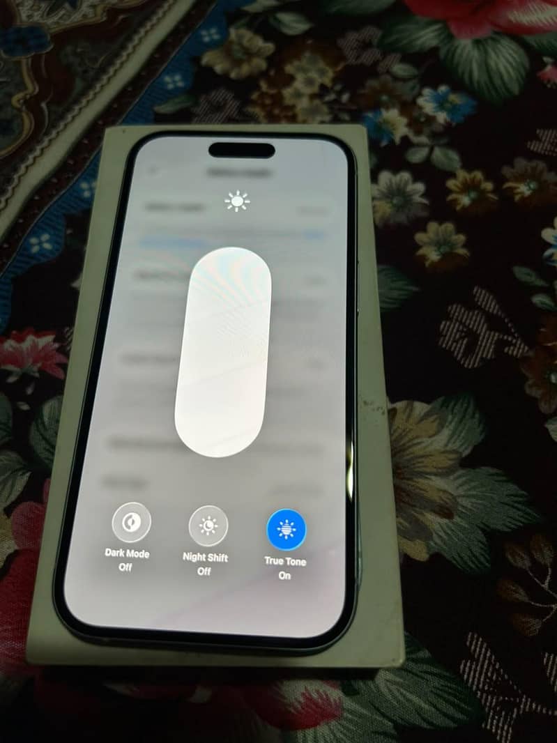 Apple iPhone 15 8