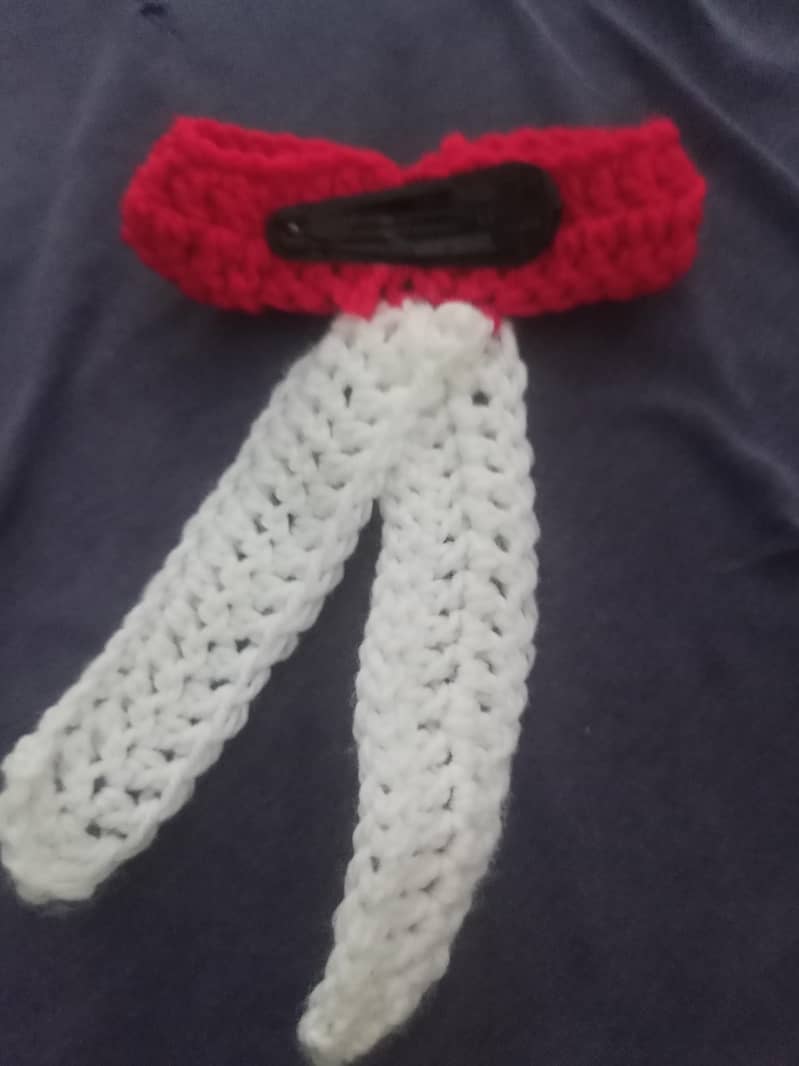 bow clip 1