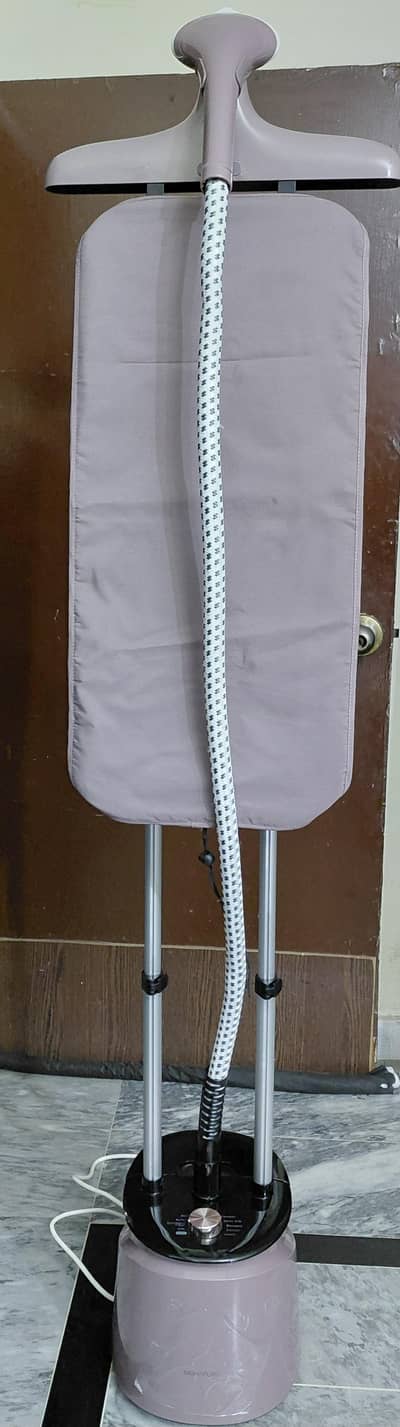 Electric Garment Steamer – Used Once