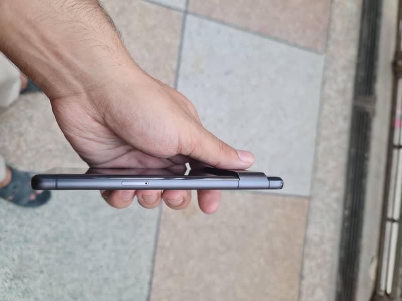 Google Pixel 7 5