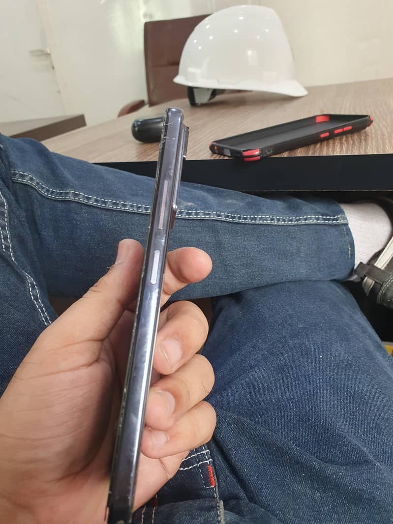 Infinix Zero X Pro 1