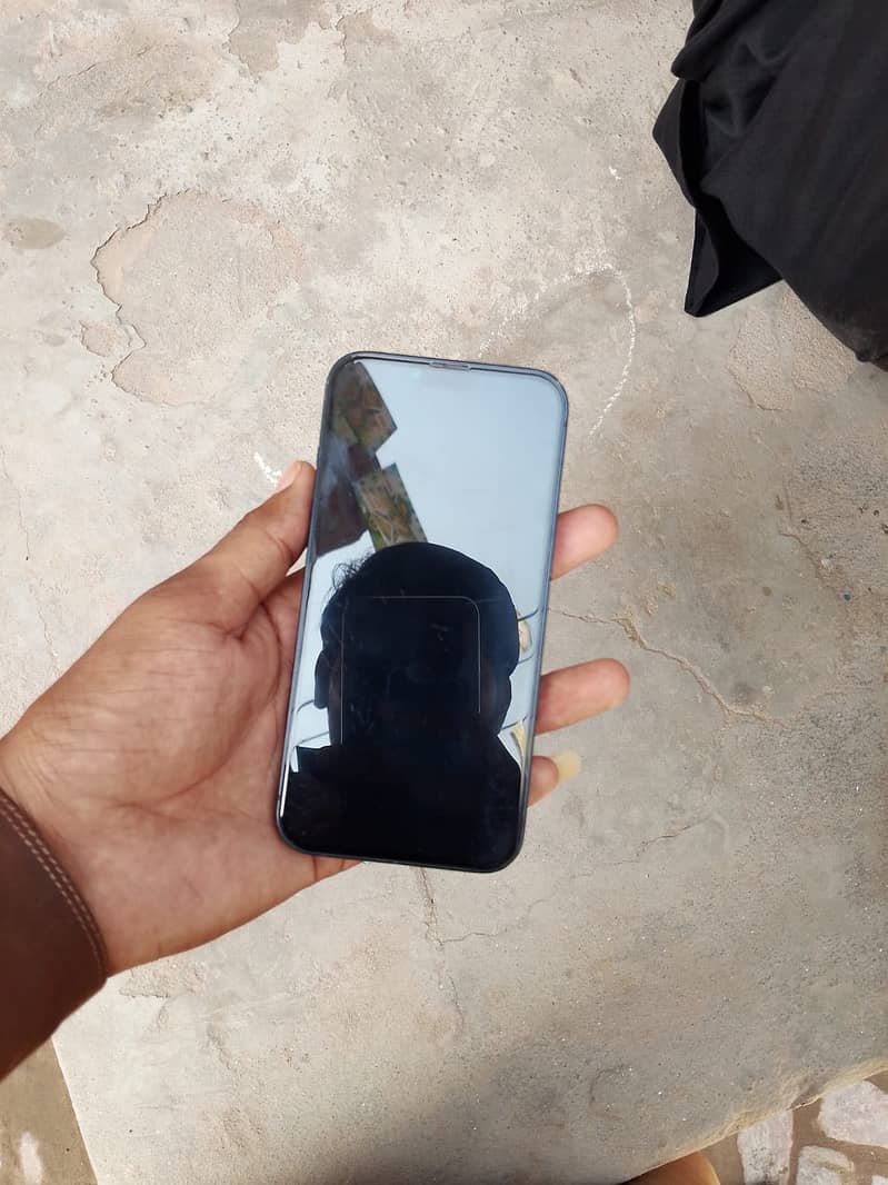 Apple iPhone 14 0