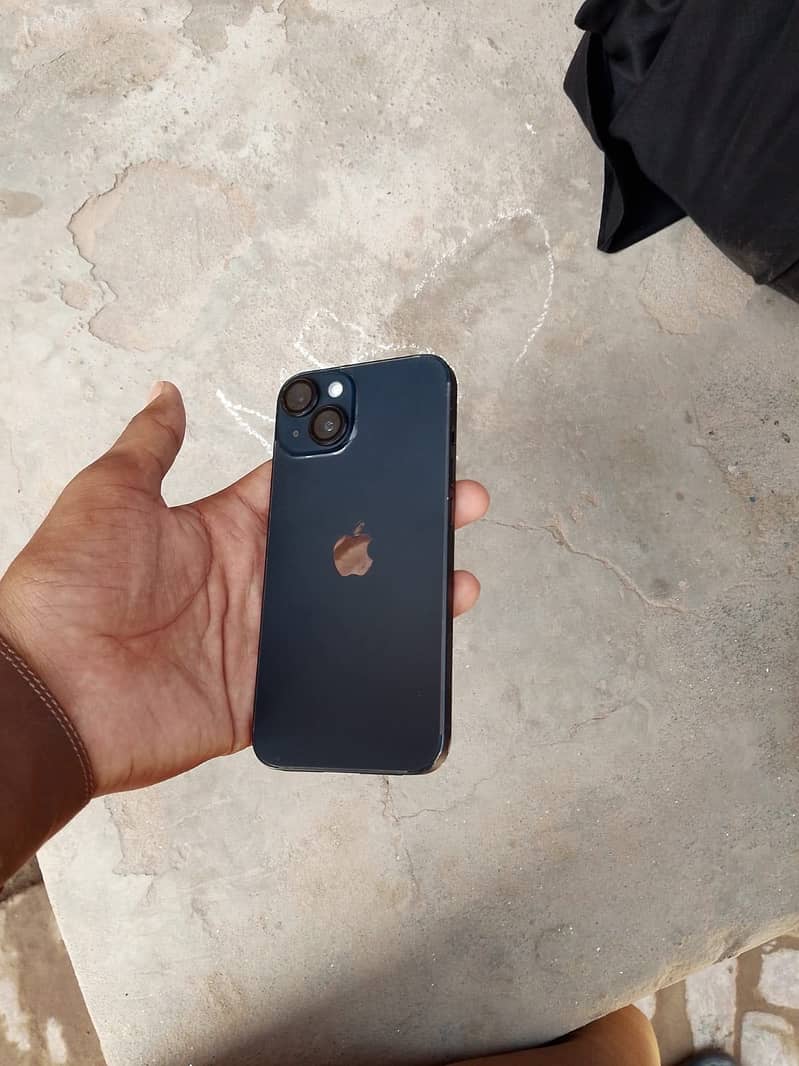 Apple iPhone 14 4