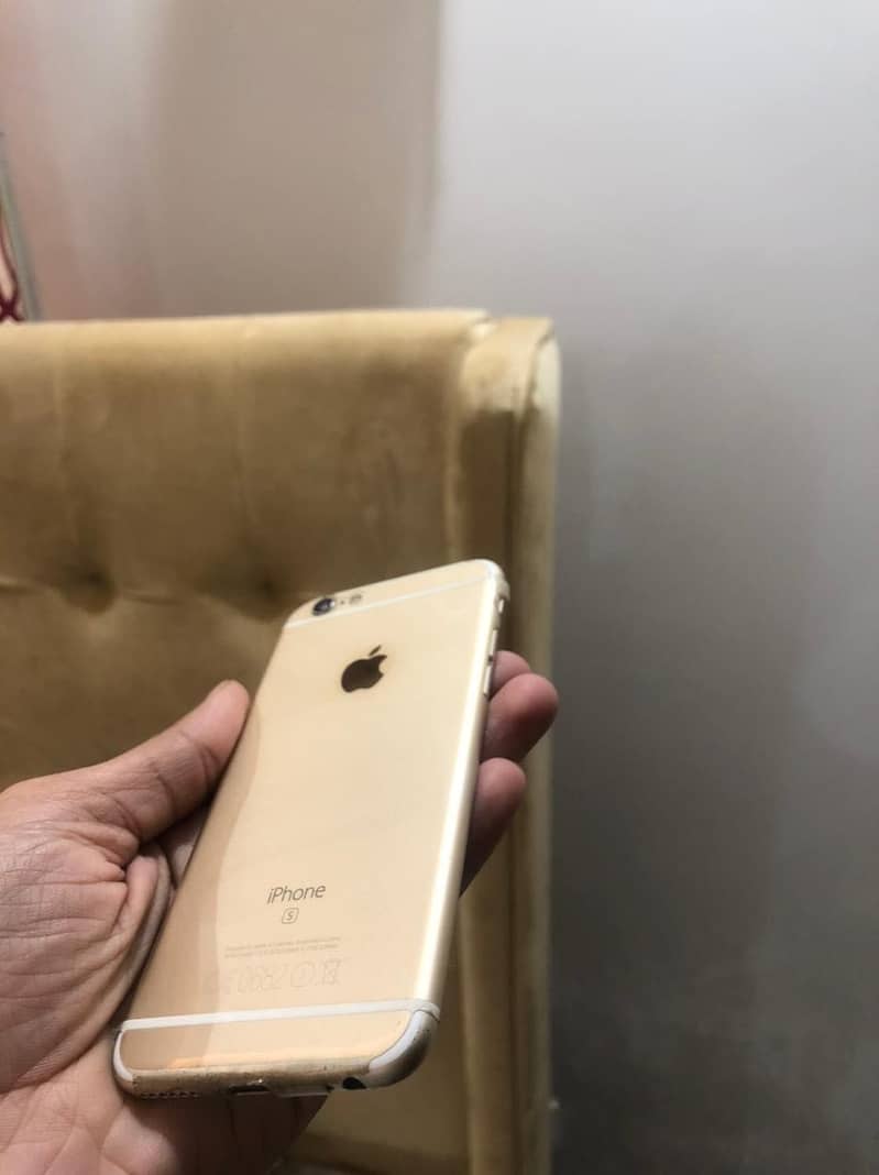 Apple iPhone 6S 0