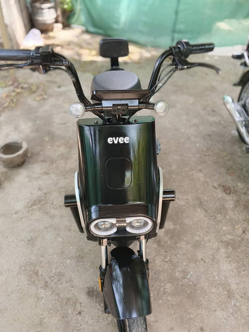 evee mito 10