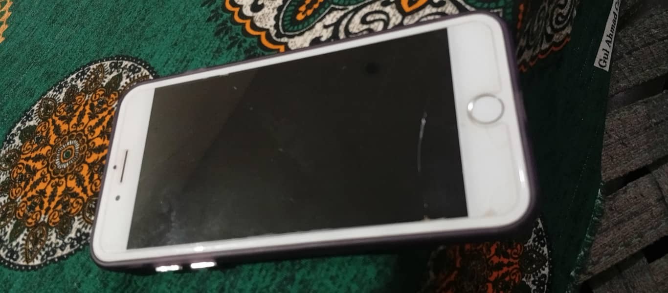 IPHONE 8 PLUS GOLD 2