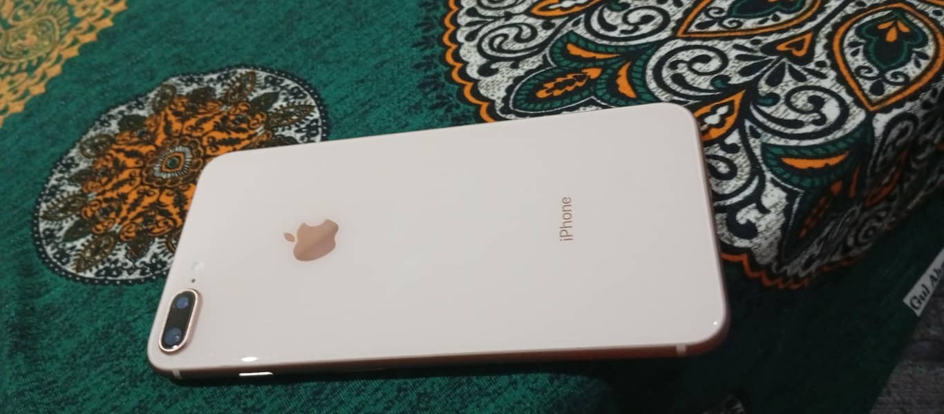 IPHONE 8 PLUS GOLD 5
