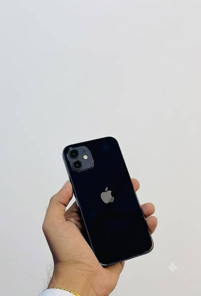 Apple iPhone 12