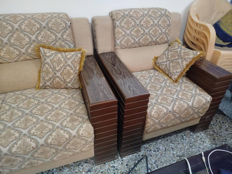 One Sofa Set With Table 3