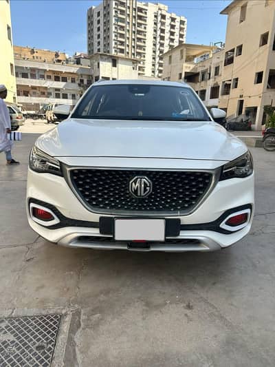 MG HS 2021