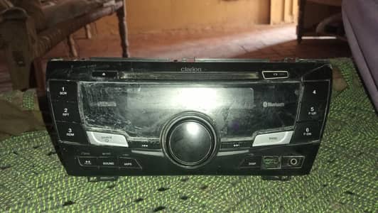 MP3 Clarion  Toyota corolla GLI genuine