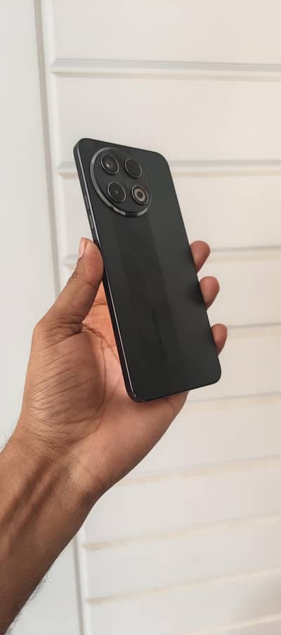 Tecno SPARK 30 Pro