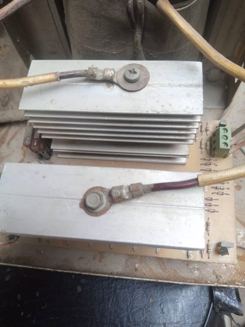 Microtech 1000watt ups 1